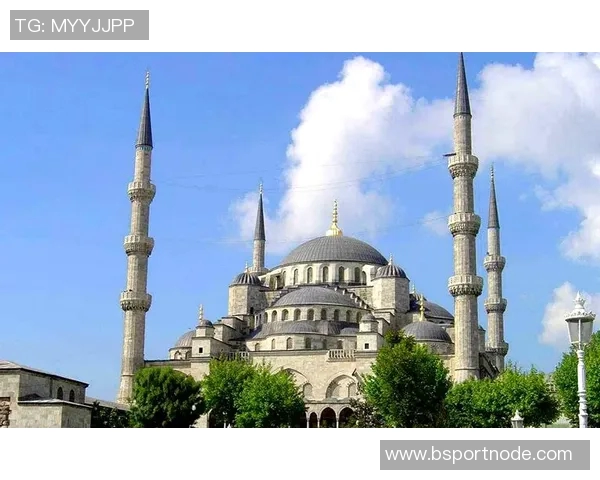 巴尔泰萨吉梅开二度卡马达发文祝贺兄弟成就感到由衷高兴 巴尔泰萨吉梅开二度卡马达发文祝贺兄弟成就感到由衷高兴