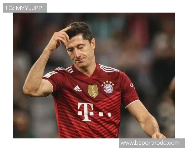 斯洛特谈伊萨克适应密集防守的挑战与球队战术调整的重要性 斯洛特谈伊萨克适应密集防守的挑战与球队战术调整的重要性