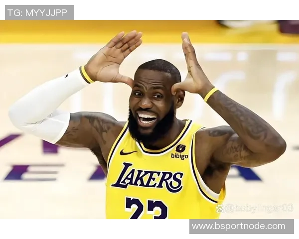 詹姆斯状态回暖需关注体能与比赛节奏的双重提升 詹姆斯状态回暖需关注体能与比赛节奏的双重提升