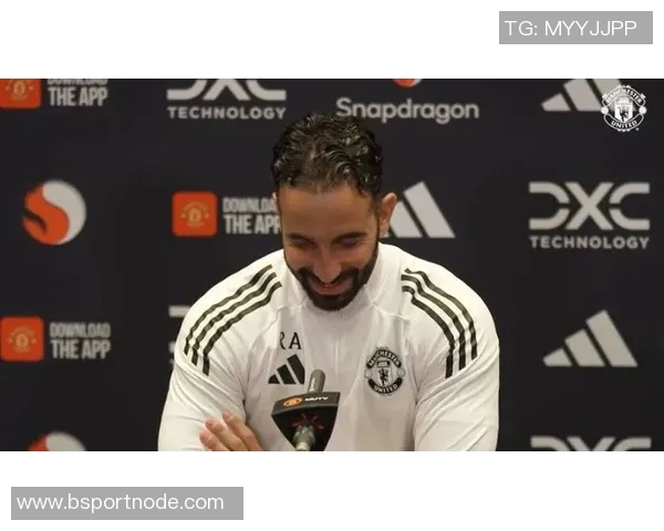 曼联冬窗前将与梅努齐尔克泽进行重要谈判探讨转会事宜