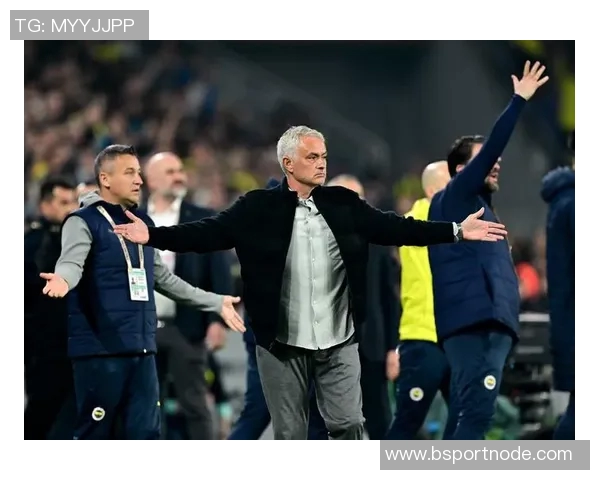 桑德兰历史性胜利终结穆里尼奥主场不败纪录引发热议 桑德兰历史性胜利终结穆里尼奥主场不败纪录引发热议