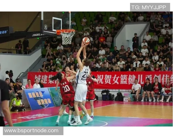 女篮锦标赛第二阶段四川队五人得分上双成功开启胜利之路